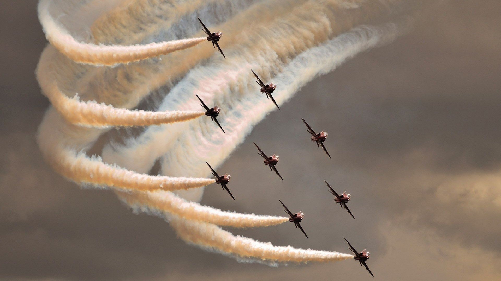 新赛季五大联赛裁判判罚标准是否趋于统一，5大联赛赛制