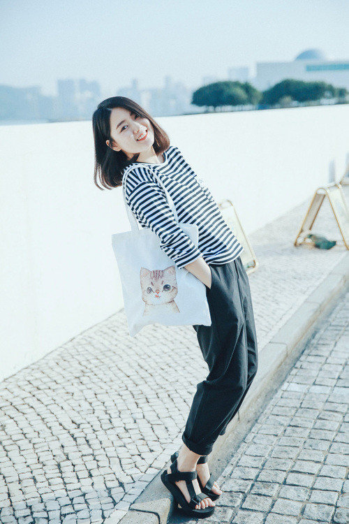 男子仰泳德国选手首次突破53秒，仰泳纪录