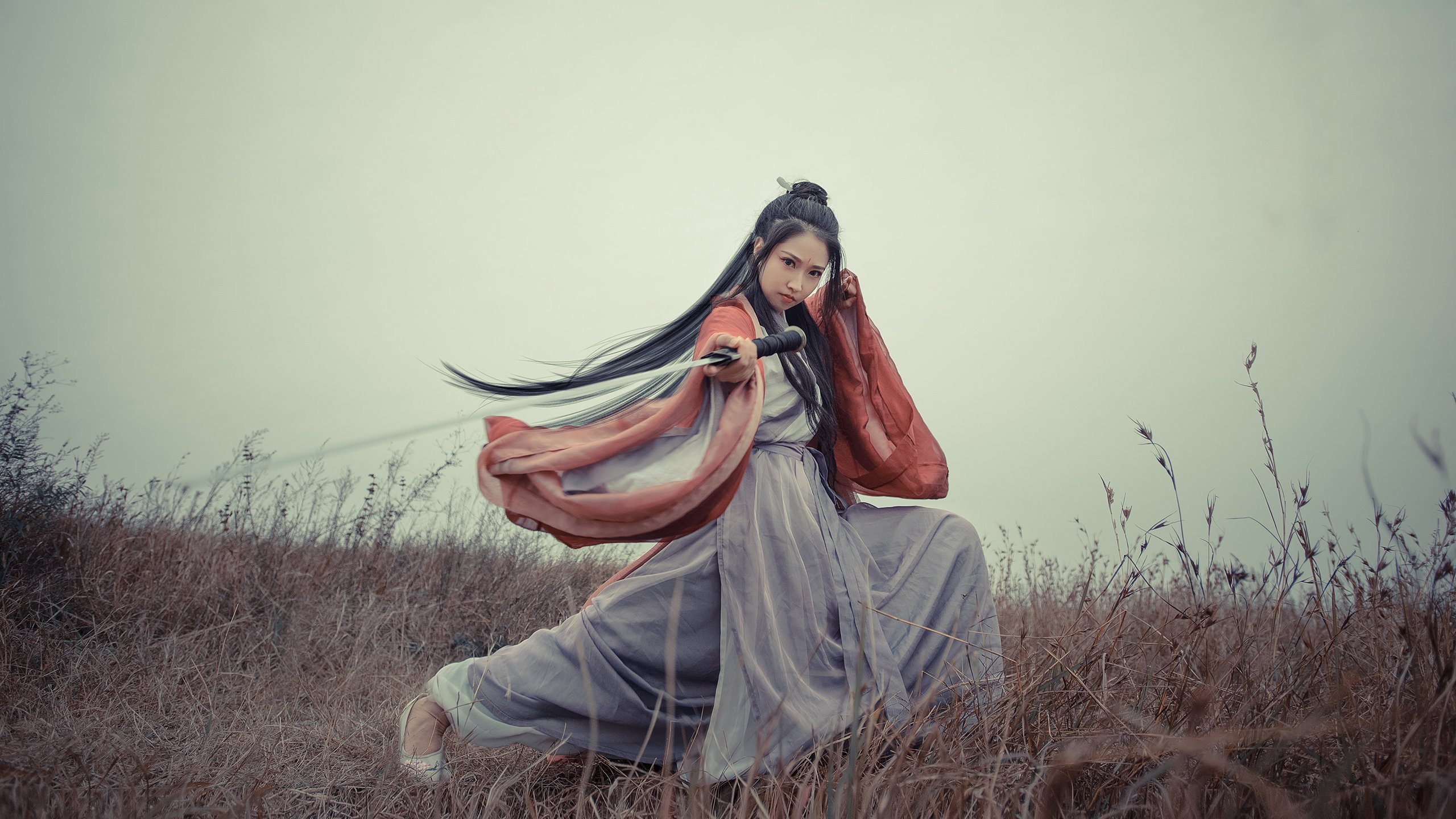 爱游戏官方网站-凯莉·麦基翁完美掌控仰泳节奏，凯莉麦基翁身高