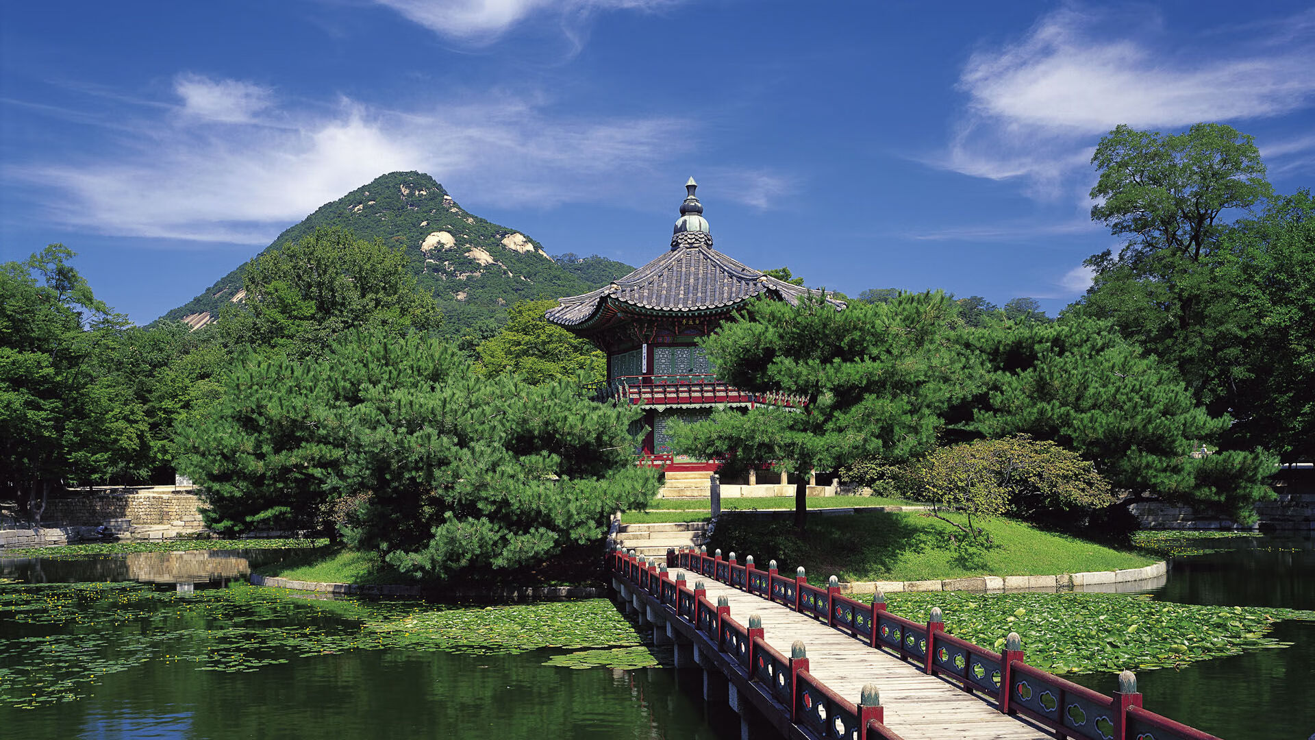 爱游戏下载-球队阵容逐步完善替补席实力增强提供更强轮换与调整能力，球队要求替换队员