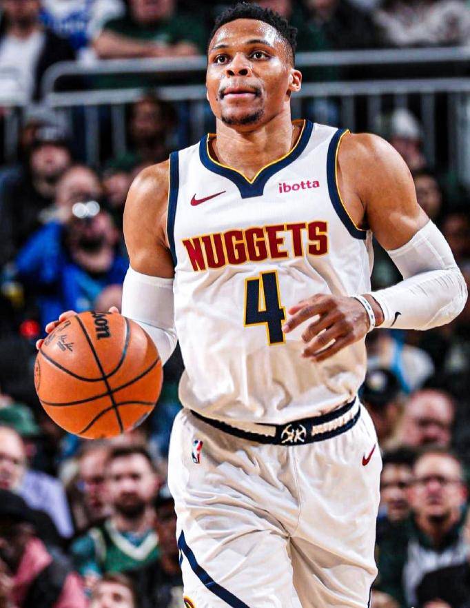 爱游戏体育：NBA联盟公布新赛季最佳球队战绩预测：掘金紧随凯尔特人的简单介绍