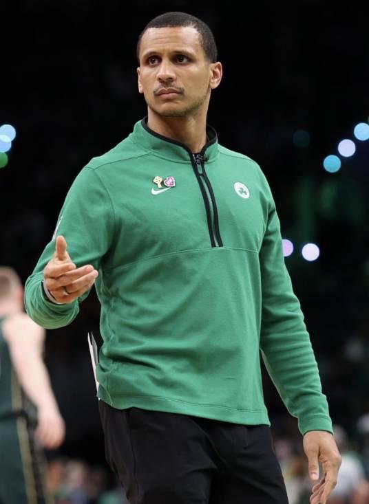 爱游戏体育:凯尔特人队新赛季:怀特能否提升球队的后场实力,在季后赛中发挥关键作用,帮助球队赢得总冠军?的简单介绍 爱游戏体育:凯尔特人队新赛季:怀特能否提升球队的后场实力,在季后赛中发挥关键作用,帮助球队赢得总冠军?的简单介绍