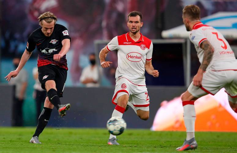 关于爱游戏体育:德甲的主场表现：为什么主场会影响球队表现的信息