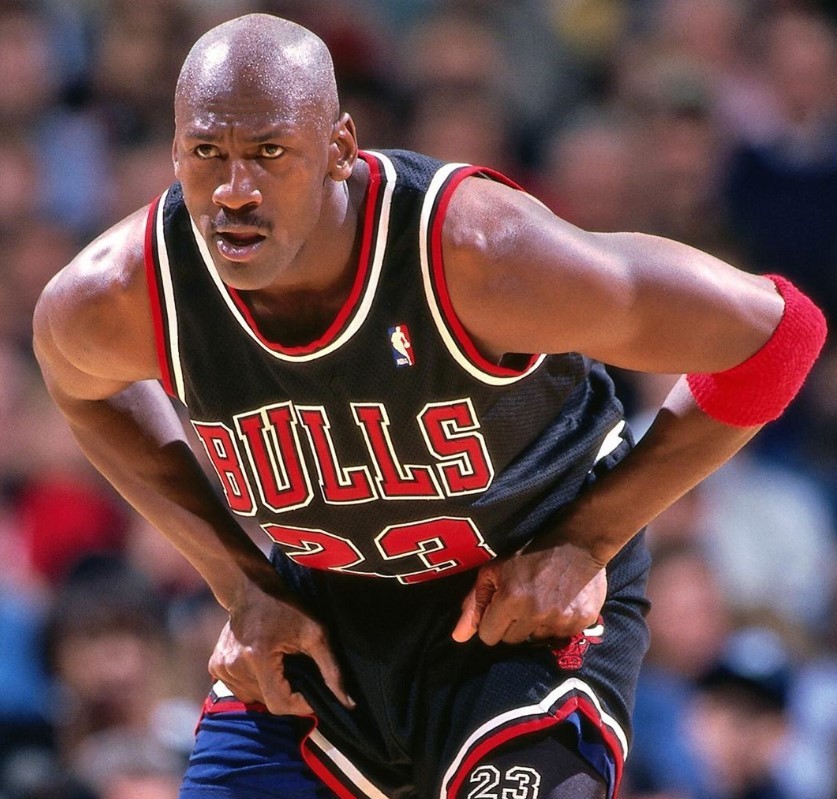 关于爱游戏体育：篮球纪录片：真实记录，感动人心，传递正能量的信息