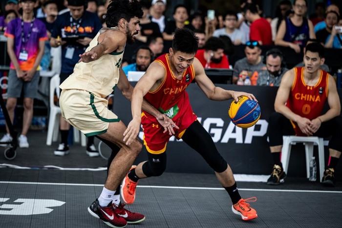 爱游戏体育：中国篮球产业：赛事运营，人才培养，装备制造，打造完整产业链，促进篮球发展的简单介绍