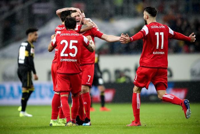 爱游戏体育:德甲的未来竞争者：分析崛起的球队