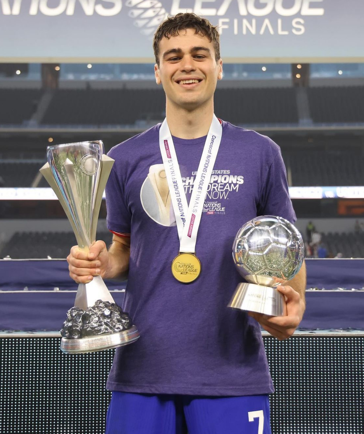 爱游戏体育:意甲雷吉纳的转会策略与球队重建的简单介绍 爱游戏体育:意甲雷吉纳的转会策略与球队重建的简单介绍